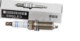 zapalovací svíčka citroen,peugeot,original 5960f3