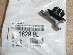 16289L příchytka citroen peugeot