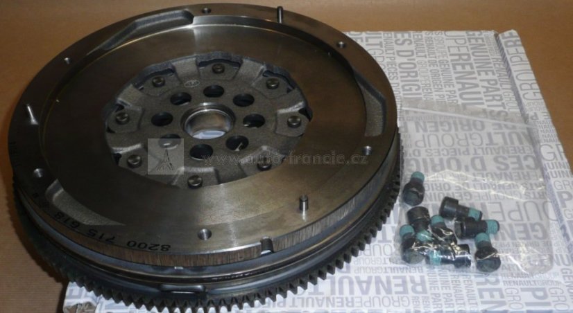 7701478942 setrvačník motoru renault 2.0 DCI