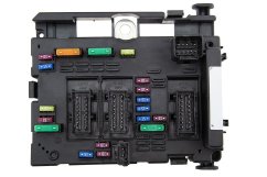 MODUL BSM POJISTKOVÁ SKŘÍŇKA CITROEN BERLINGO 1996-,C3 2001-,C5 2001-,C8 2002-,XSARA PICASSO 2000-,PEUGEOT 206 1998-,307 2001-,406 1999-,807 2002-,PARTNER 1996-