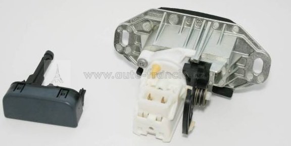 zámek dveří renault megane ,s elektromotorem centrálu 7701473742